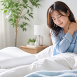 肩こりは枕が原因？朝つらい人の枕選びと睡眠セルフケア
